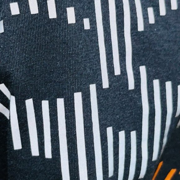 💀🧡Orangetheory Hell Week Racerback Tank Top/ reflection skull - Picture 5 of 7